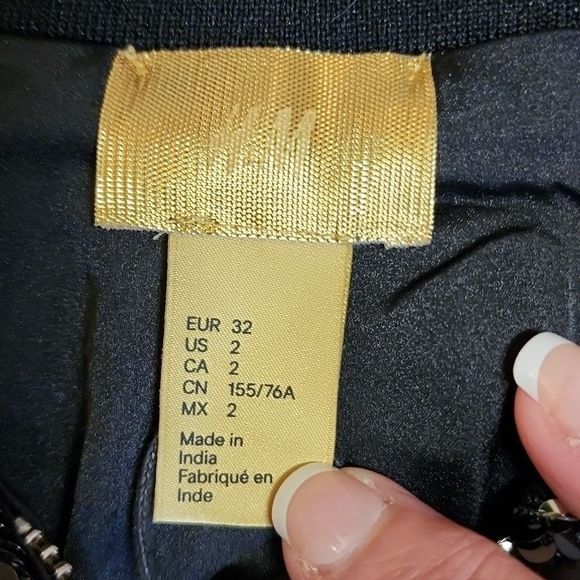 H & M Brand sequence zip up jacket - Picture 3 of 11